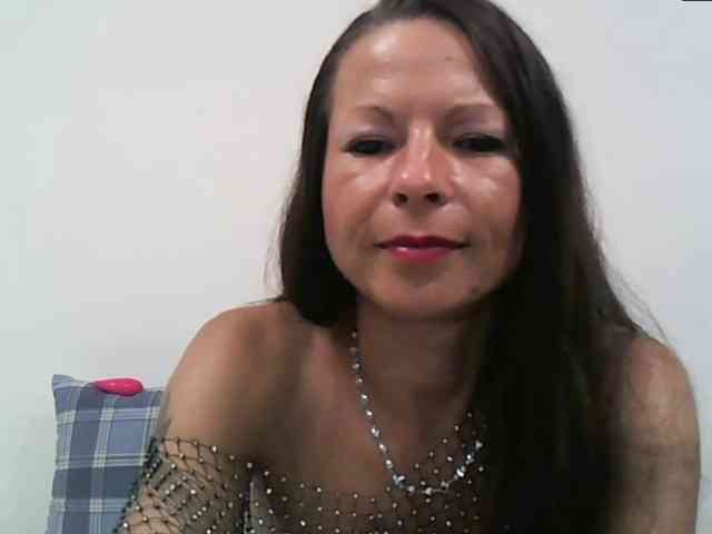 MilfNinna webcam