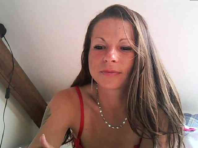 MilfNinna webcam