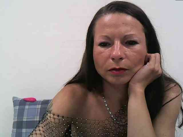 MilfNinna webcam