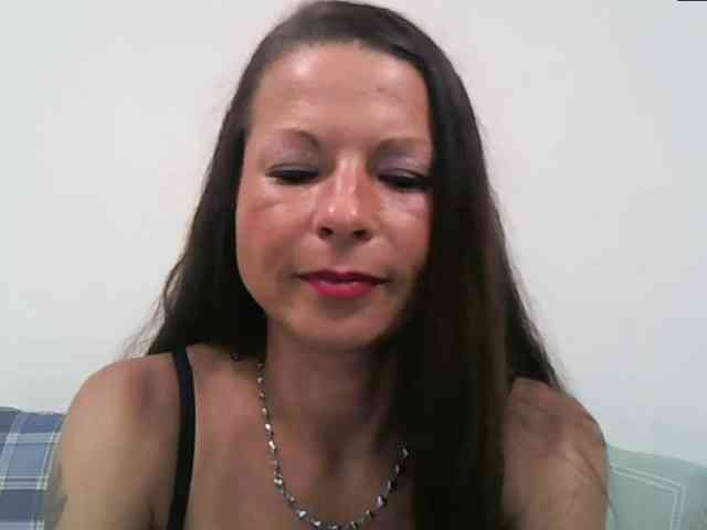 MilfNinna webcam