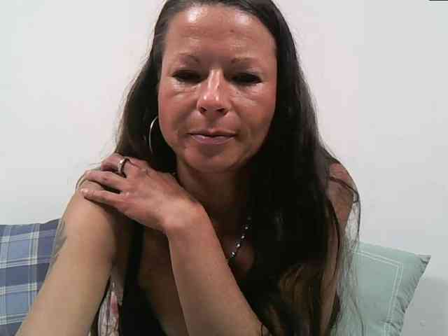 MilfNinna webcam
