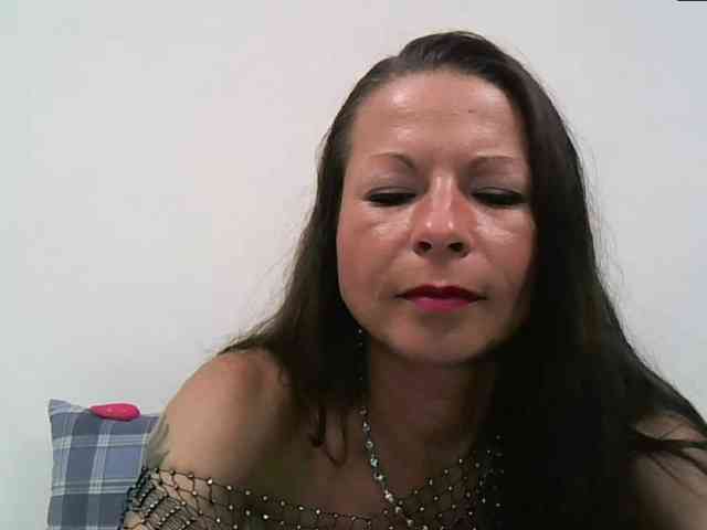 MilfNinna webcam