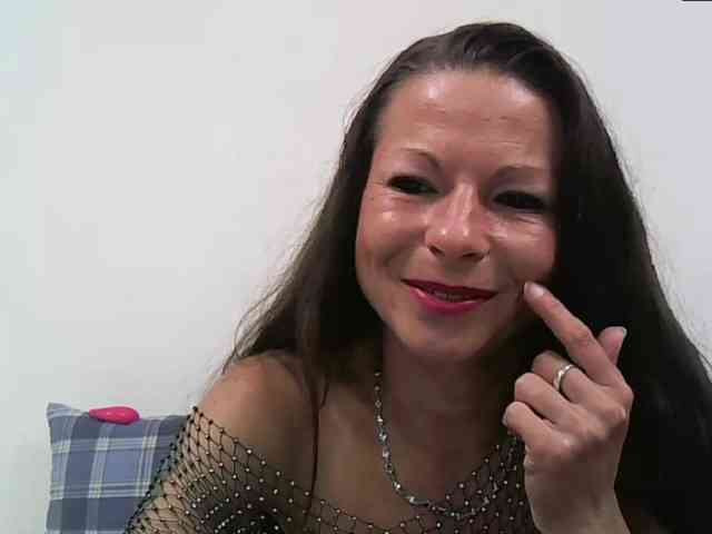 MilfNinna webcam