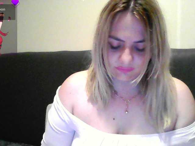 CrazyplesureAnna live cam on BongaCams