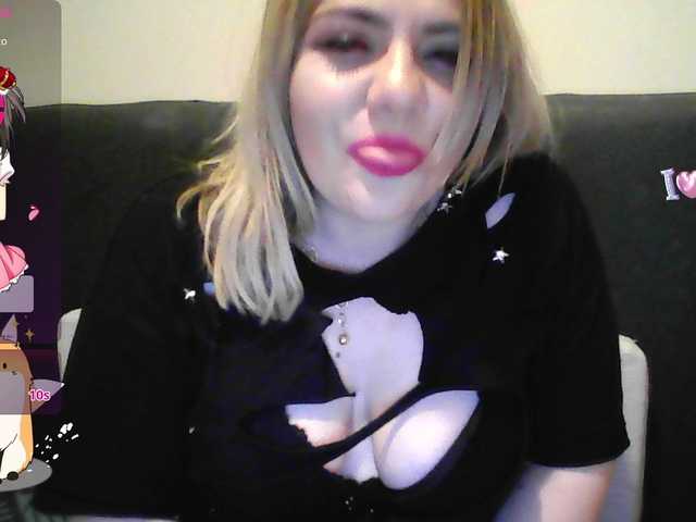 le modèle CrazyplesureAnna est en webcam porno dans un show sur le site bongacams, il possède les tags suivants: White/Caucasian,Blonde,Trimmed