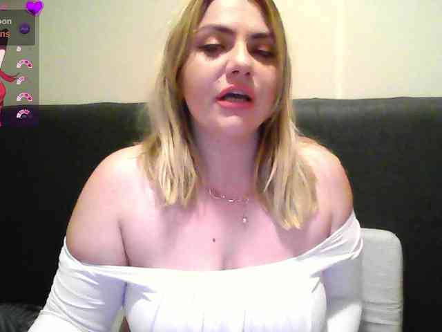 CrazyplesureAnna webcam