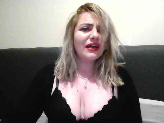 CrazyplesureAnna webcam