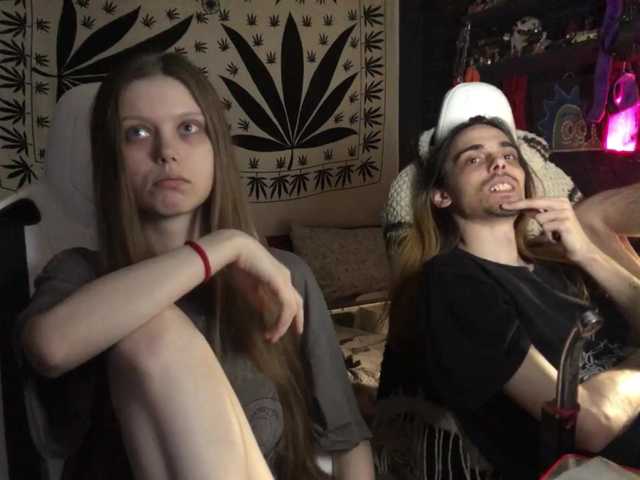 orneliyy live cam on BongaCams