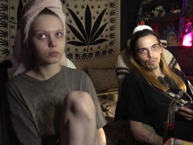 orneliyy live cam on BongaCams