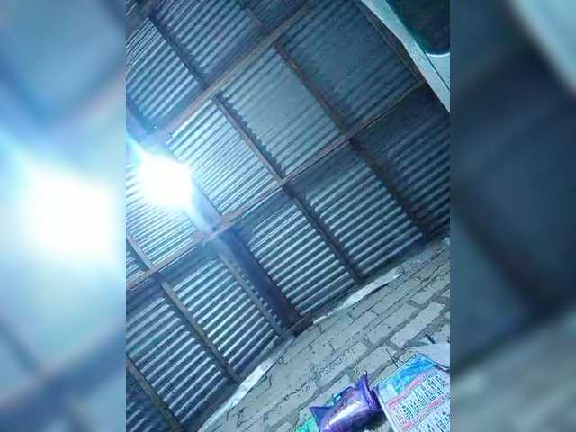 JuicyKittie live cam