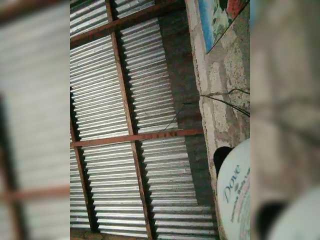 JuicyKittie's BongaCams show and profile