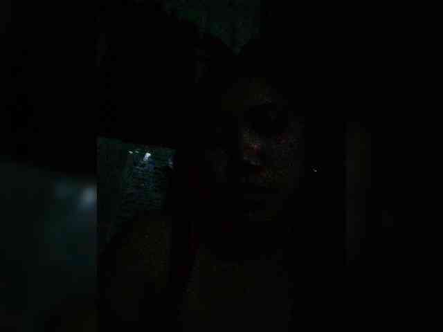 JuicyKittie webcam