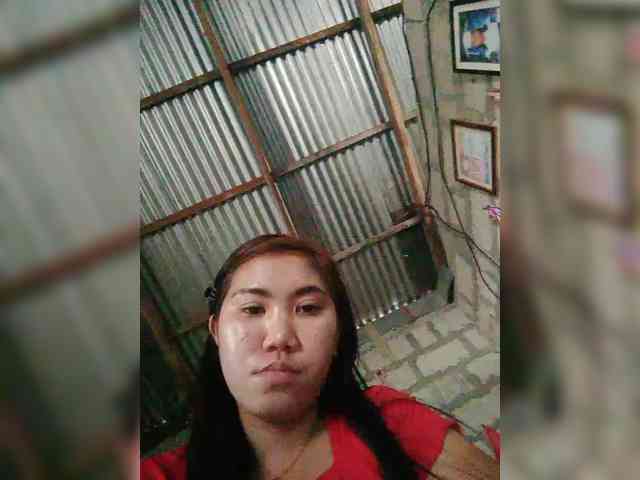 JuicyKittie Live Webcam on BongaCams