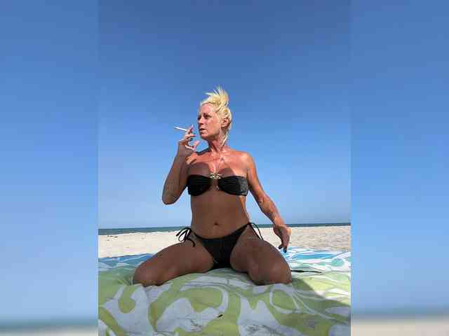 TiffaneyLove Sex Cam Show