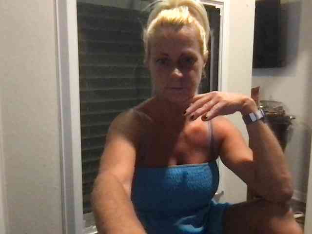TiffaneyLove webcam