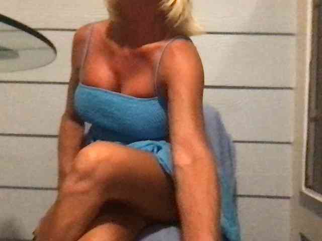 TiffaneyLove Sex Cam Show