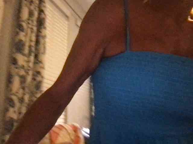 TiffaneyLove webcam
