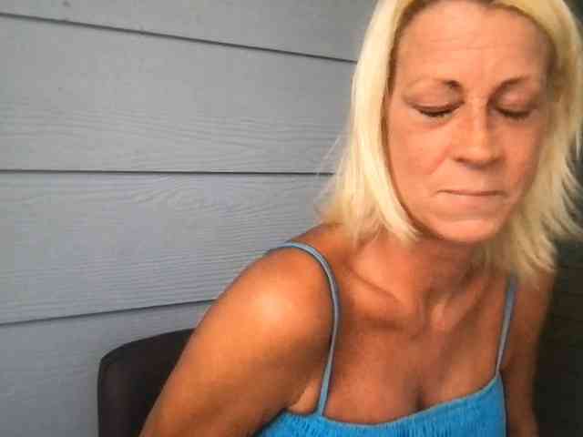 TiffaneyLove Sex Cam Show
