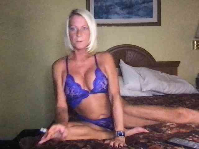 Model: TiffaneyLove