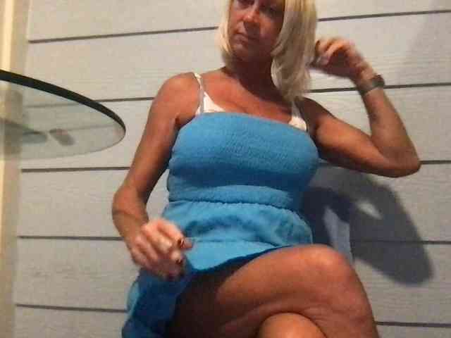 TiffaneyLove Sex Cam Show