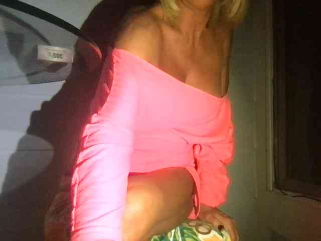 TiffaneyLove