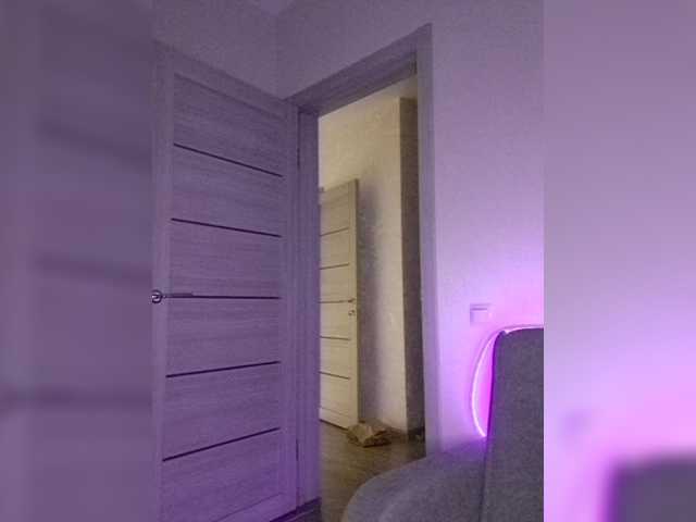 Honey-Devil's BongaCams show and profile