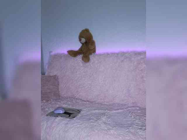 Honey-Devil Live Webcam on BongaCams