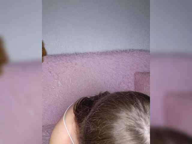 HoneyDevilina webcam