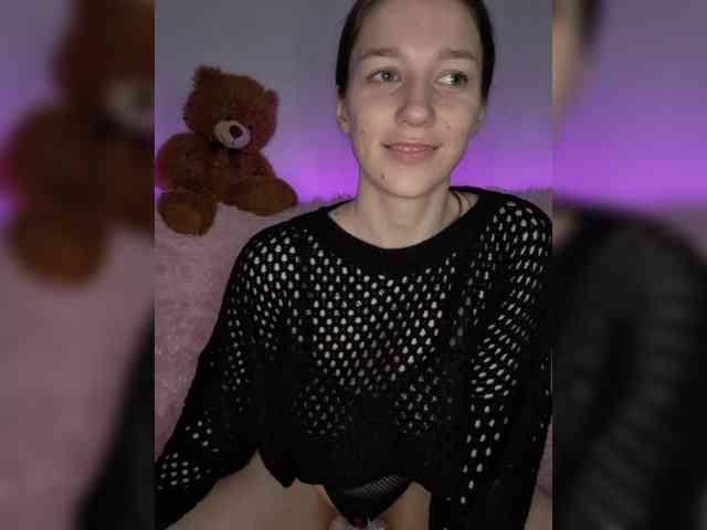 HoneyDevilina webcam