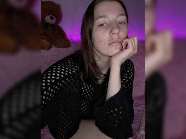 HoneyDevilina webcam