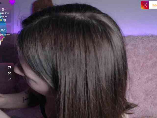 HoneyDevilina webcam