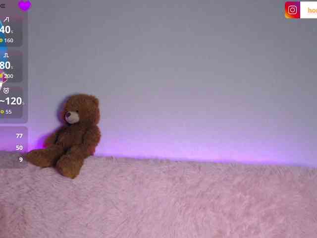 HoneyDevilina webcam
