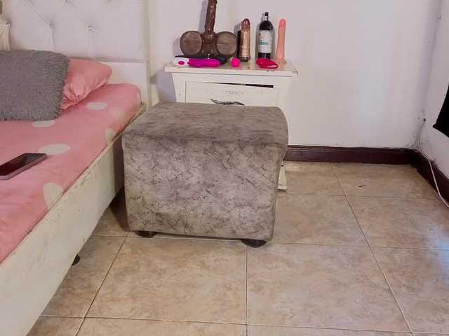 megan-stathan live cam on BongaCams