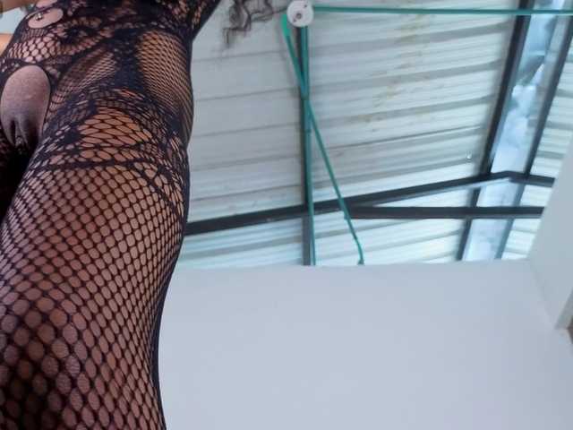 megan-stathan live cam preview