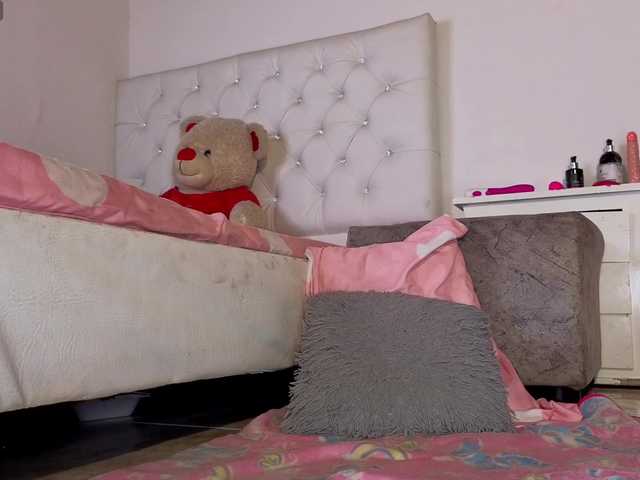 megan-stathan live cam on BongaCams