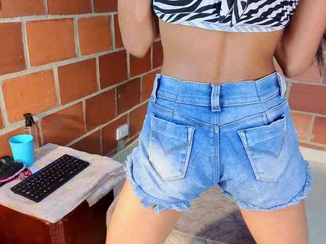 megan-stathan webcam