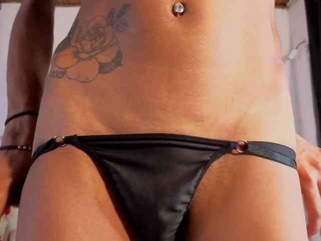 megan-stathan webcam