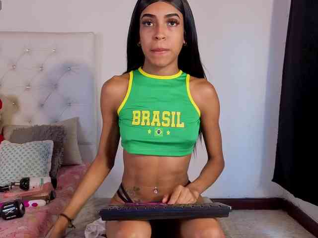 megan-stathan webcam