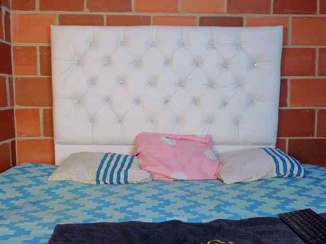 Modelo: megan-stathan