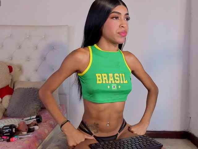 megan-stathan webcam