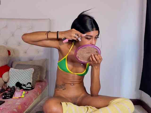 megan-stathan webcam
