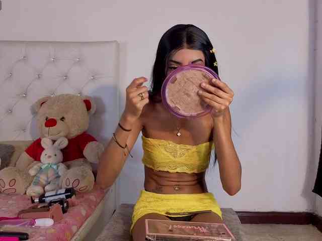 megan-stathan webcam