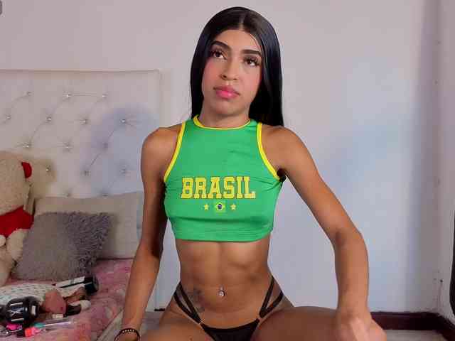 megan-stathan webcam