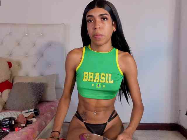 megan-stathan webcam