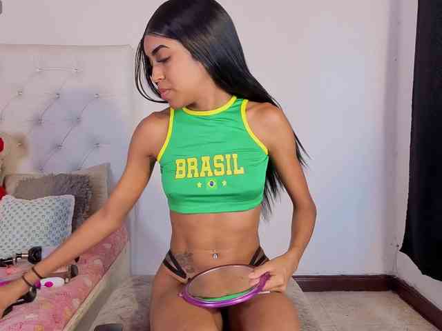 megan-stathan webcam