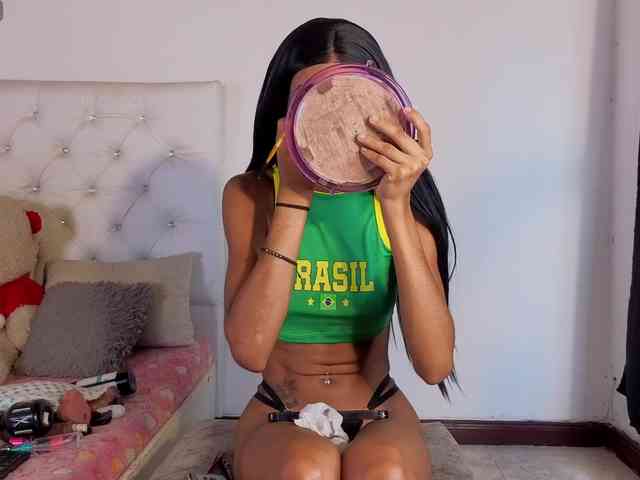 megan-stathan webcam