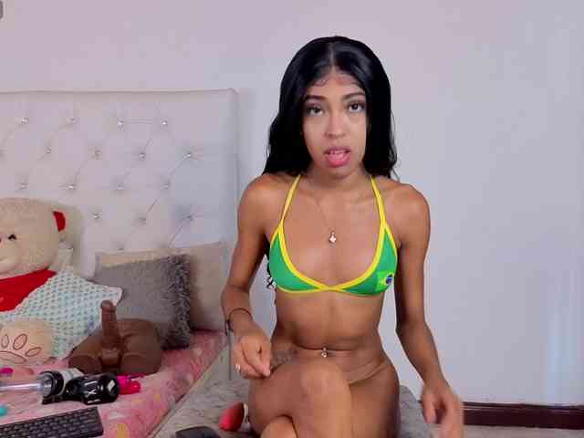 megan-stathan webcam