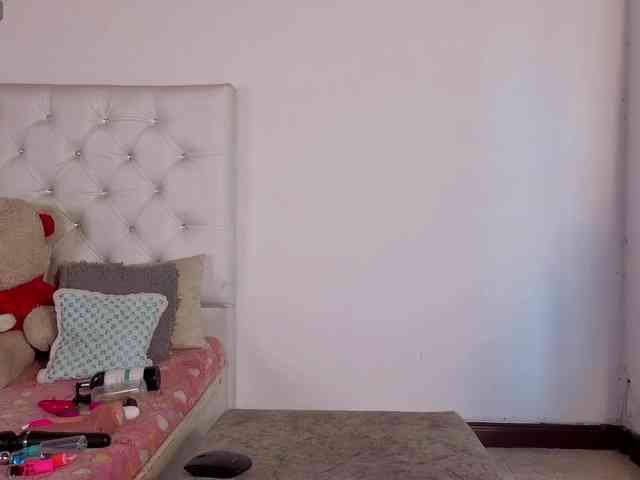 megan-stathan webcam