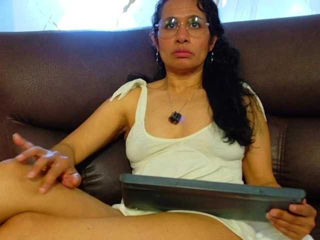 vanessa-7- live cam on BongaCams