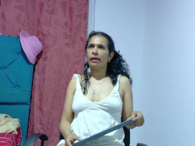 vanessa-7- live cam on BongaCams